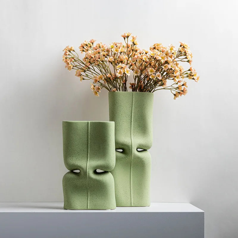 Green Ceramic Vase Abstract Hollow Flat Flower Vase Ceramic Handicraft Flower Vase Terrarium Home Decoration Accessories
