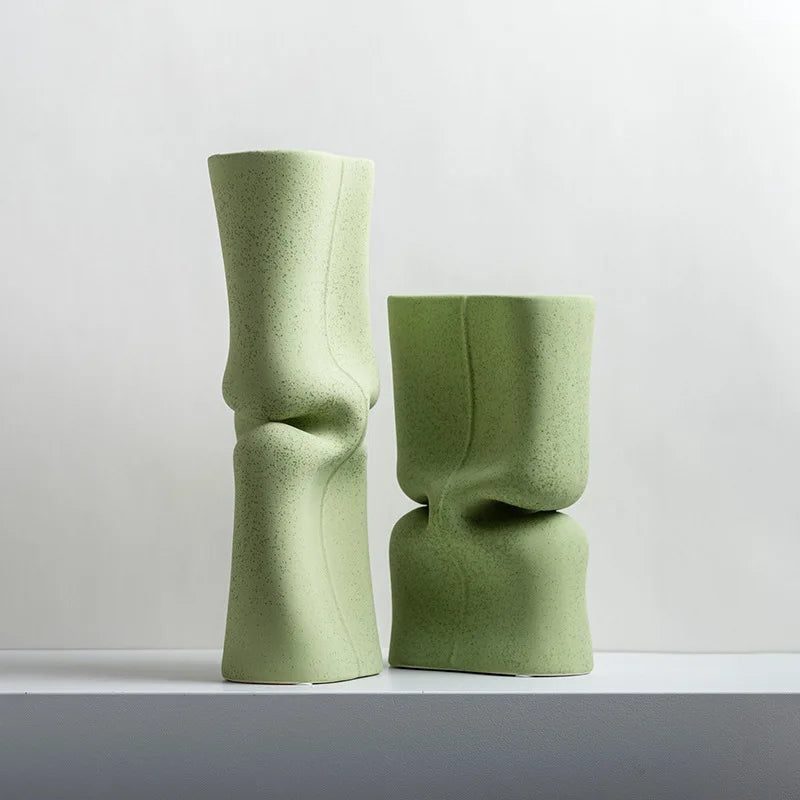 Green Ceramic Vase Abstract Hollow Flat Flower Vase Ceramic Handicraft Flower Vase Terrarium Home Decoration Accessories