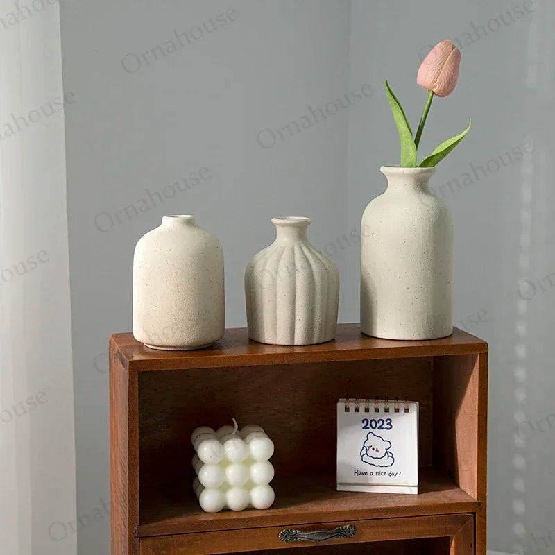 Nordic Ceramic Vase for Creative Flower Arrangement Hydroponic Plant Tabletop Living Room Decor Modern Minimalist Style